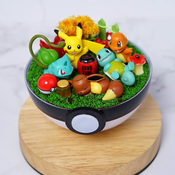 Pikachu and Kanto starters terrarium picture